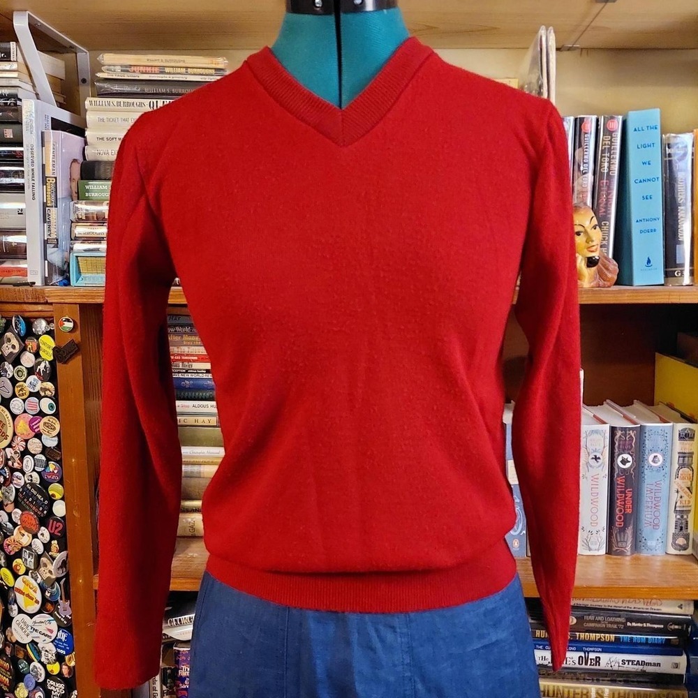 Vintage red vneck long sleeve sweater.
